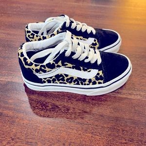 Black and leopard kids Vans